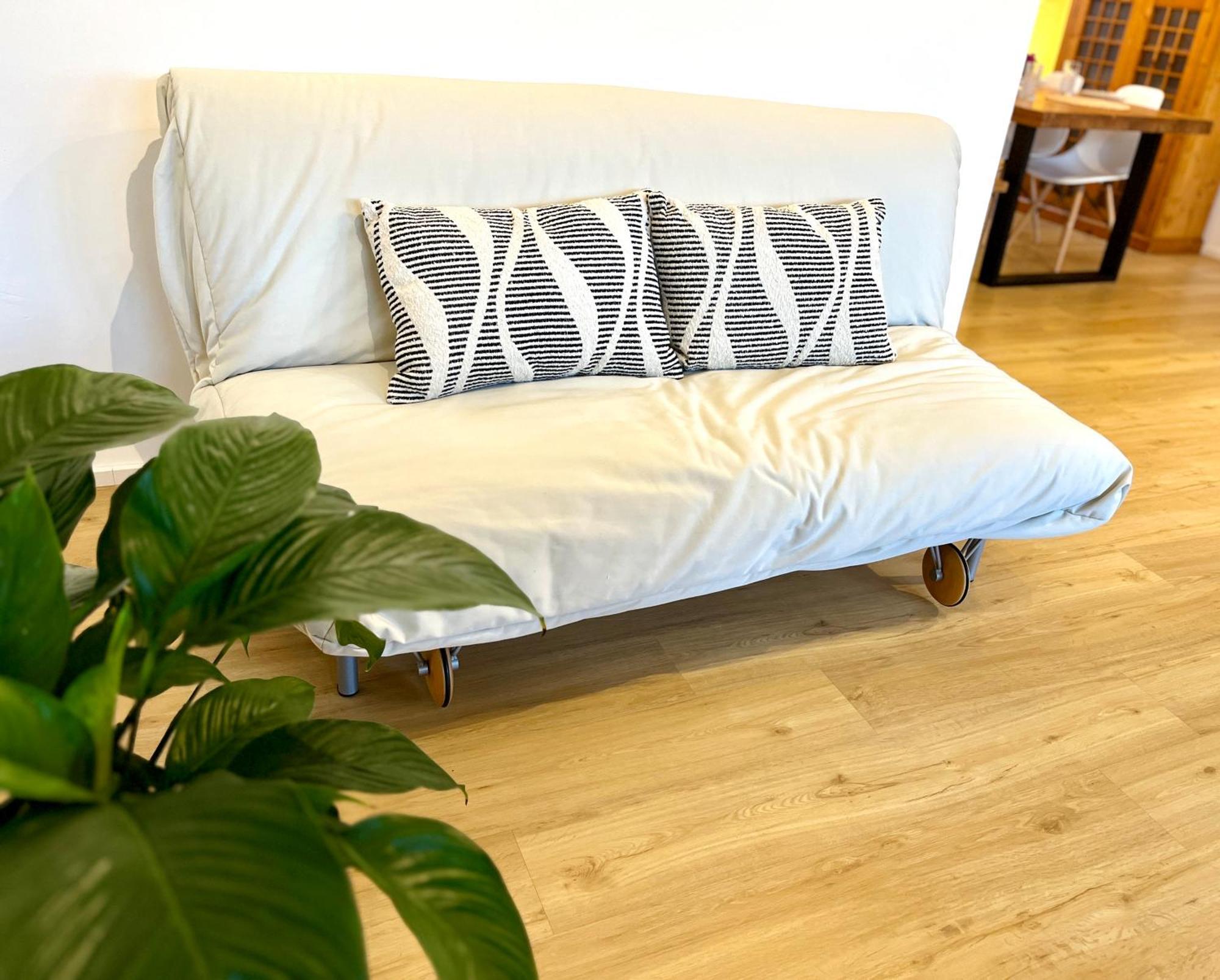 Unterleinach Ferienhaus Weinbergblick - Nahe Wuerzburg - 2 Schlafzimmer - Familienfreundlich - Terrasse מראה חיצוני תמונה