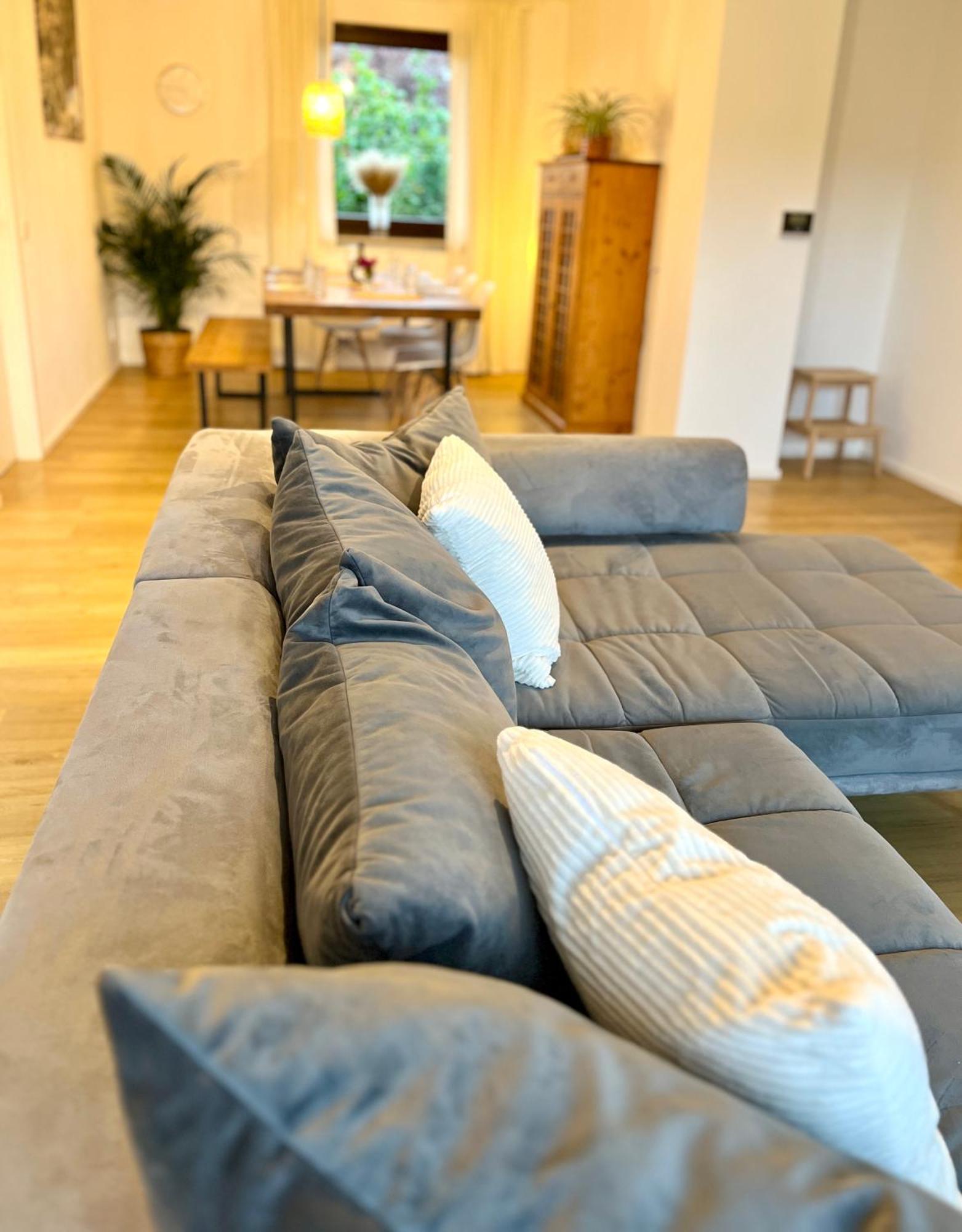Unterleinach Ferienhaus Weinbergblick - Nahe Wuerzburg - 2 Schlafzimmer - Familienfreundlich - Terrasse מראה חיצוני תמונה